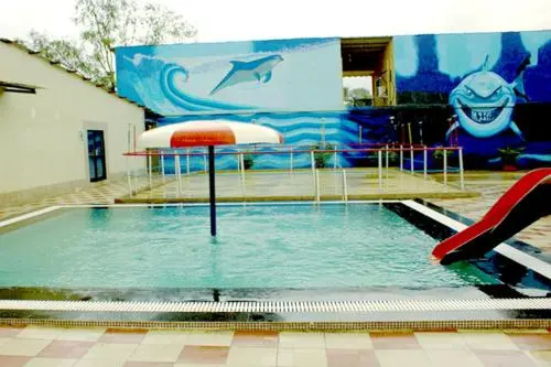 Hotel O Midway Park Resort