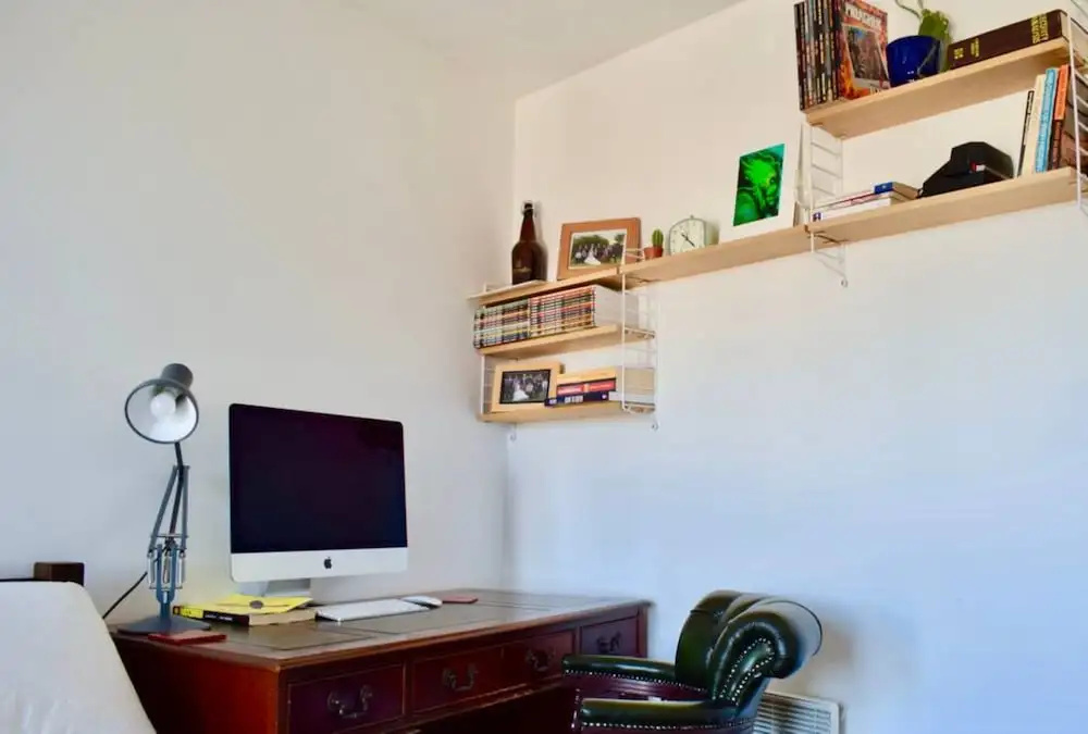 Modern Studio Apartment