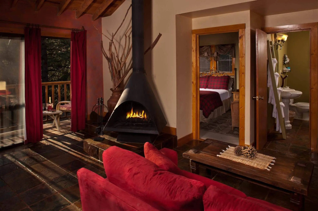 Idyllwild Bunkhouse