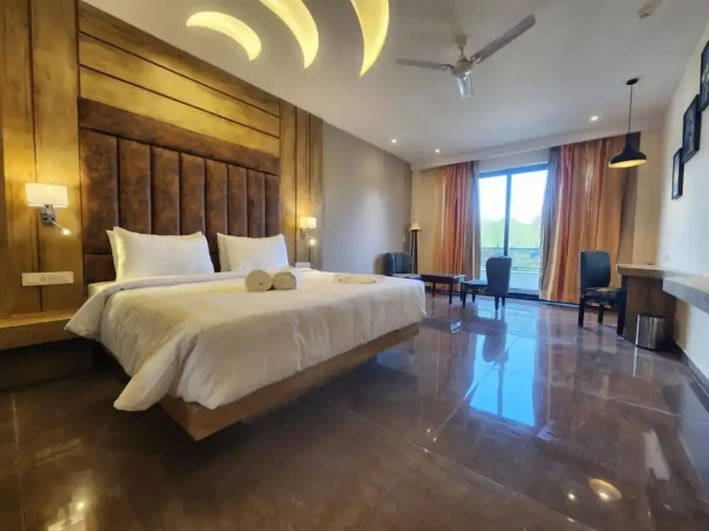 Goroomgo Portola Hotel By Parkside Dharamshala