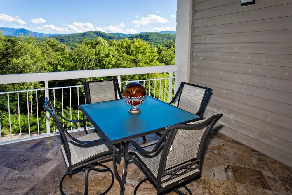 Whispering Pines 444