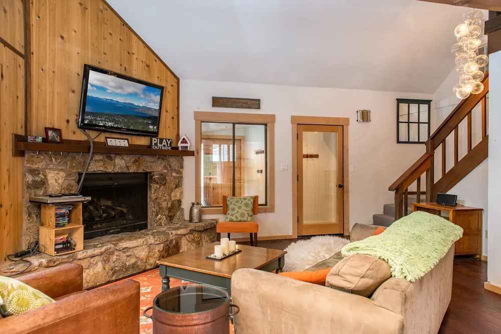 Rustic and Inviting in Tahoe Donner by RedAwning