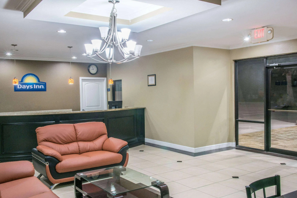 Days Inn by Wyndham Humble/Houston Intercontinental Airport