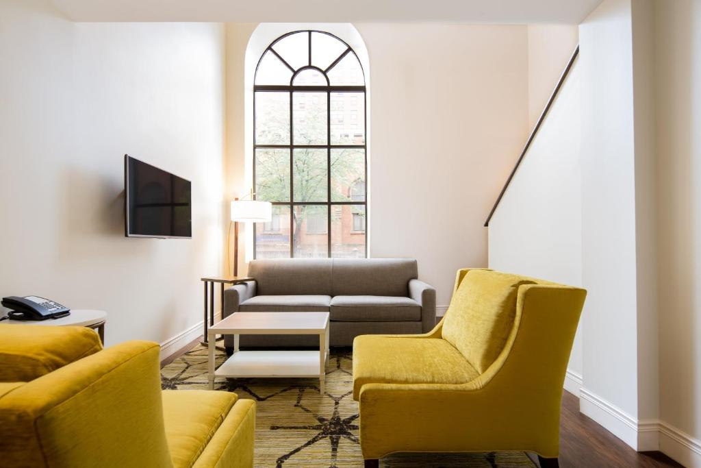 Hotel Indigo Baltimore Downtown by IHG