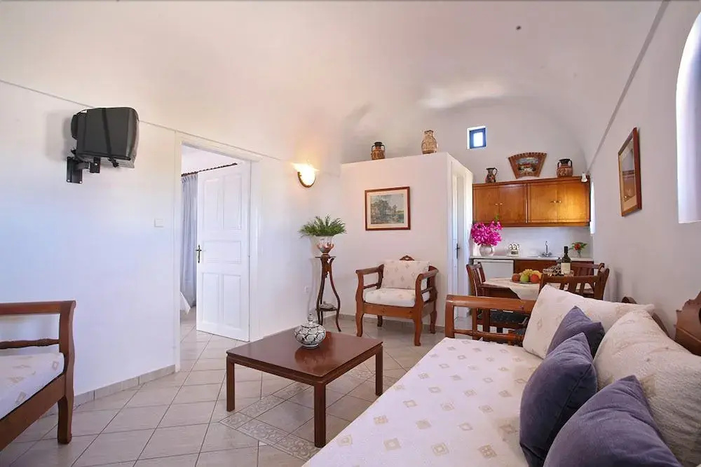 Pergeri Apartments