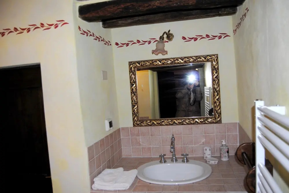 Apartment With one Bedroom in Caprese Michelangelo, With Pool Access a