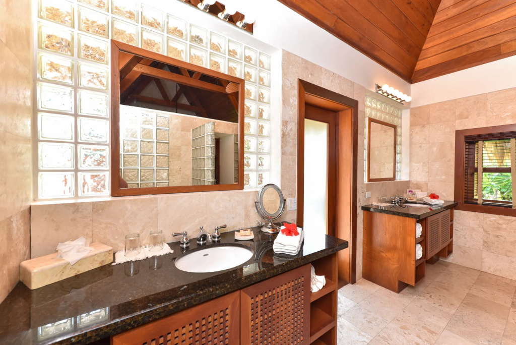 Victoria House Resort & Spa