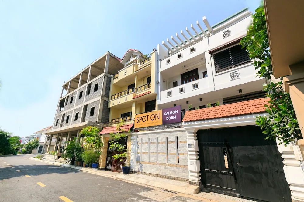Spot on 695 Sai Gon Dorm - Hostel