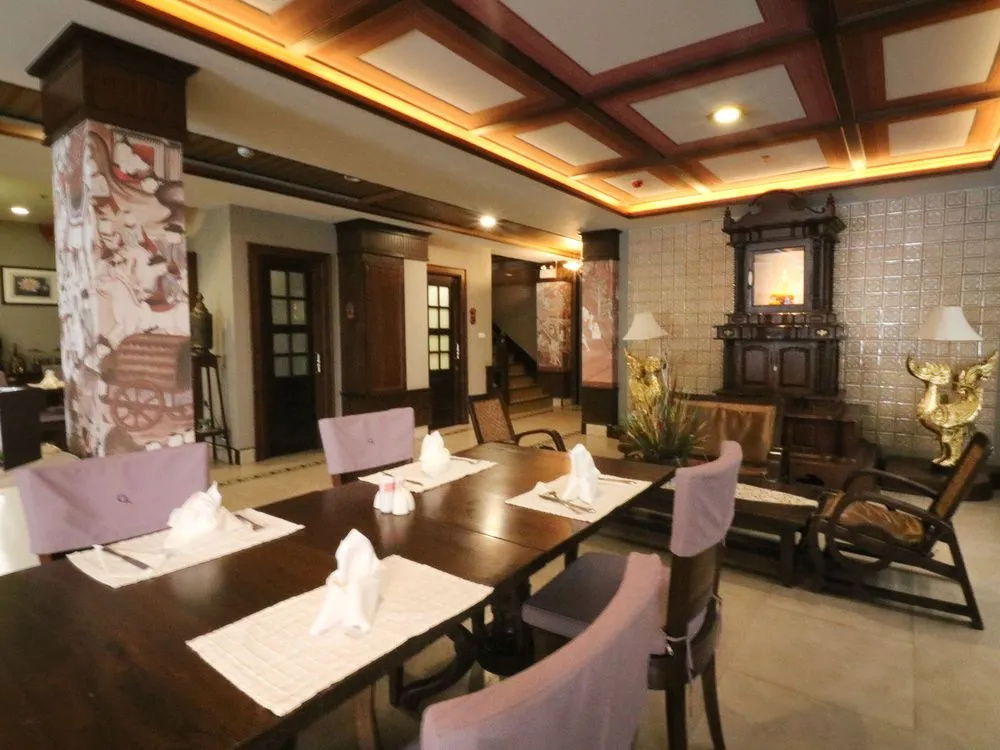 NIDA Rooms Arak Walking Street Hotel