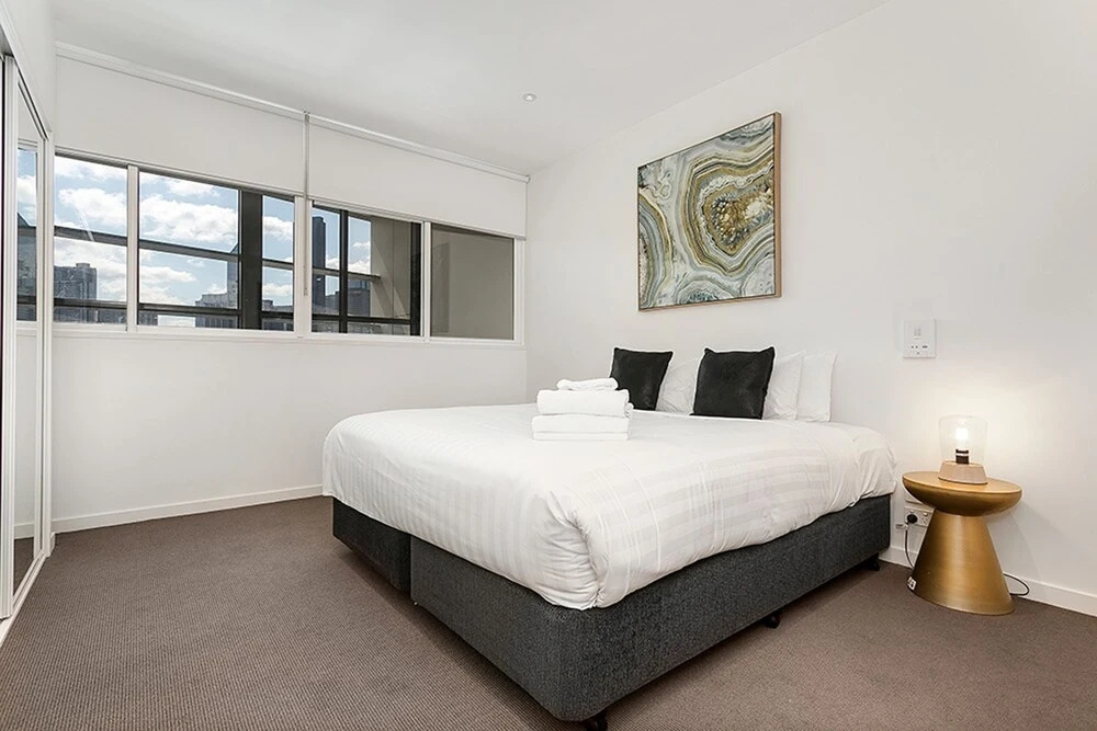 Melbourne Holiday Apartments South Wharf
