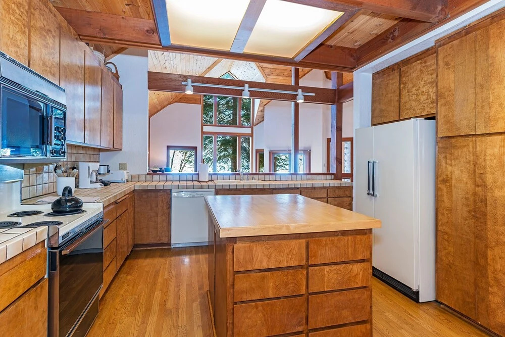 Tahoe Classic by Tahoe Mountain Properties