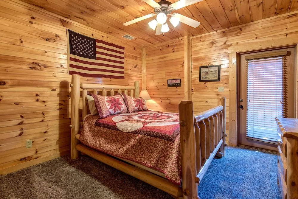 Hemlock Inn by Jackson Mountain Rentals