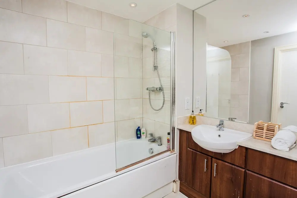 New Ground Floor 1 Bedroom Apartment Near Greenwich