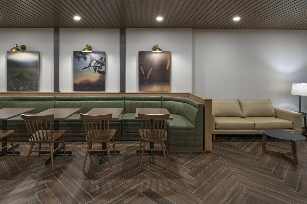 Fairfield Inn and Suites by Marriott St Louis Downtown
