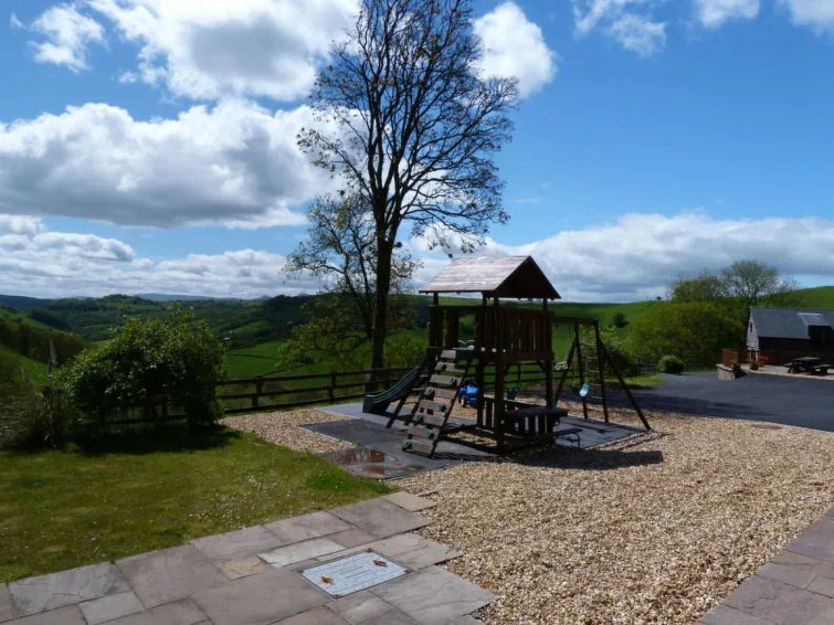 Holiday Home Y Barcud Coch