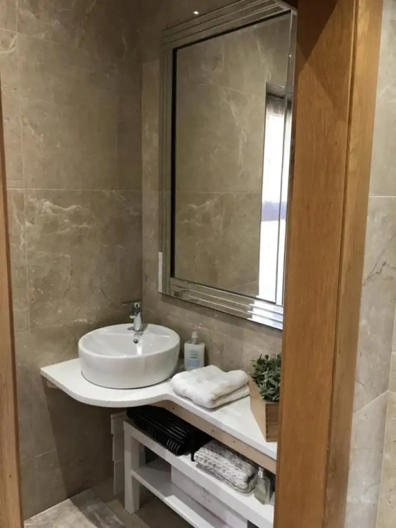 Luxurious Studio Apartment in Fahan, Co Donegal