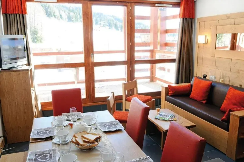 Skissim Premium - Résidence Le Roc Belle Face 4*by Travelski