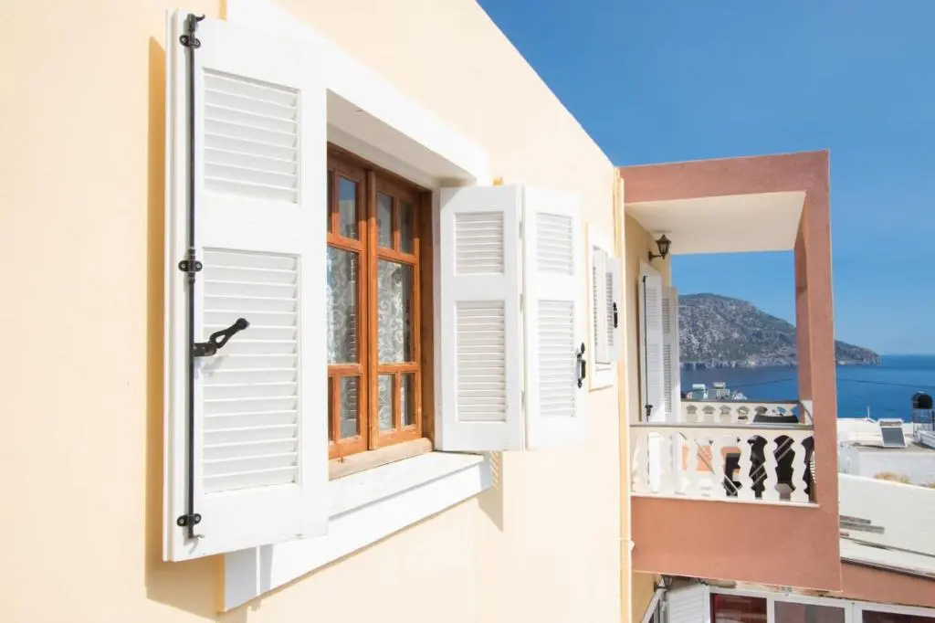 MARIAS APARTMENT 2 - Roumeliotis house