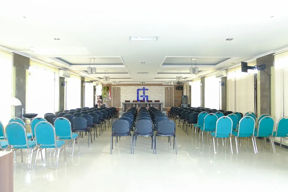 Capital O 887 Green Hill Hotel And Convention Center