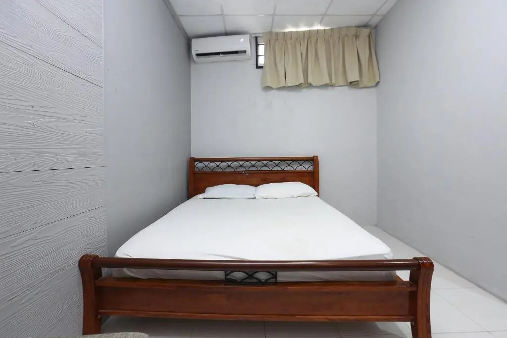 SPOT ON 89796 D'noor Budget Inn