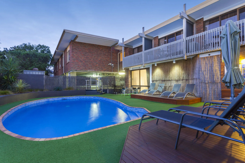 Bayside Geelong Hotel & Apartments, an Ascend Collection Hotel