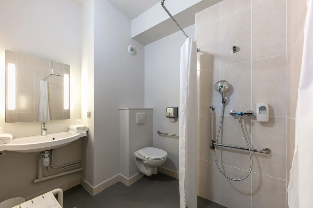 B&B HOTEL Toulouse Basso Cambo
