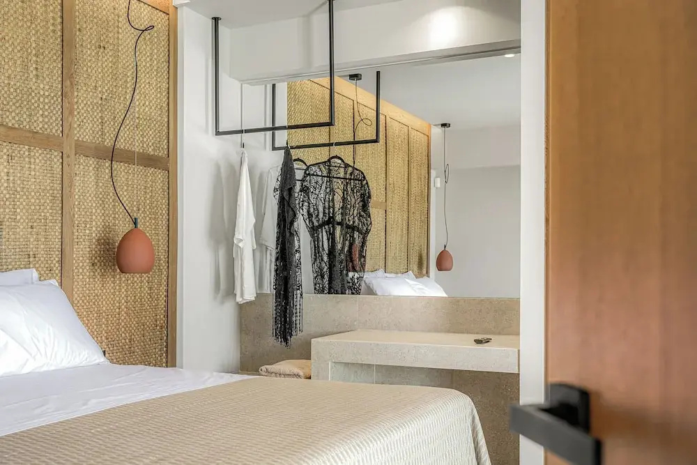 Lakka Suites