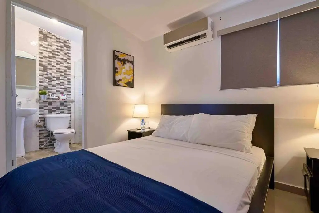 Escape Studio Apartment Close to Agora Mall