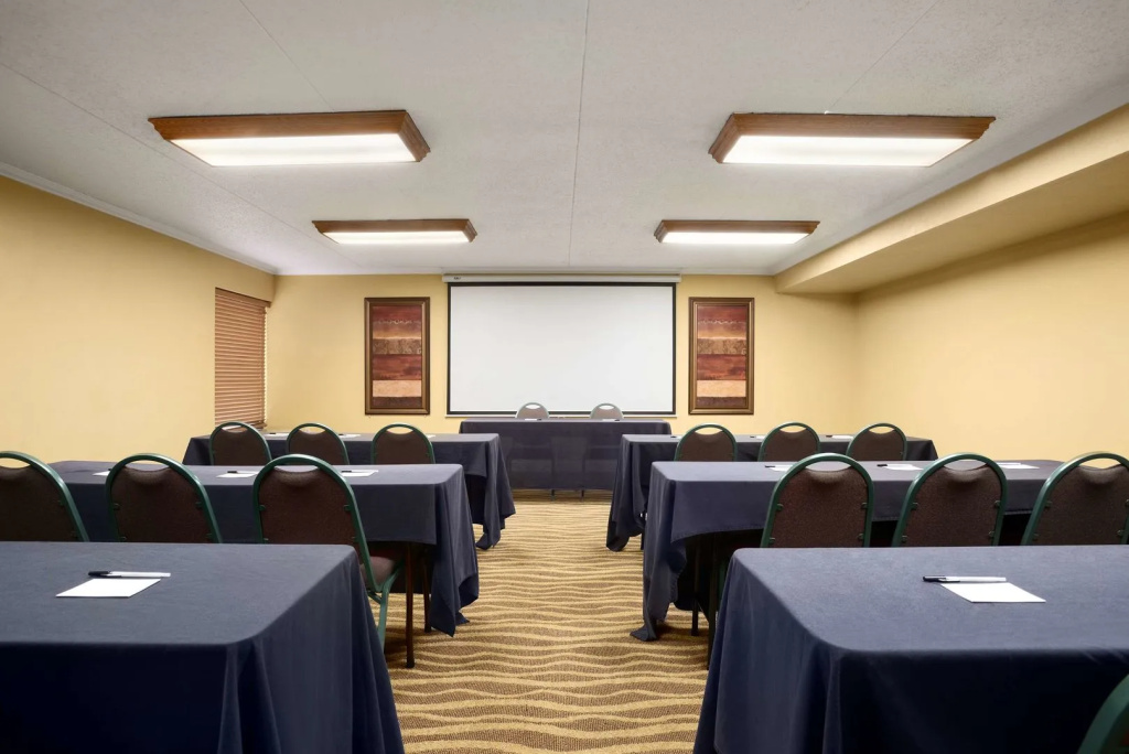 Wingate by Wyndham Jacksonville FL