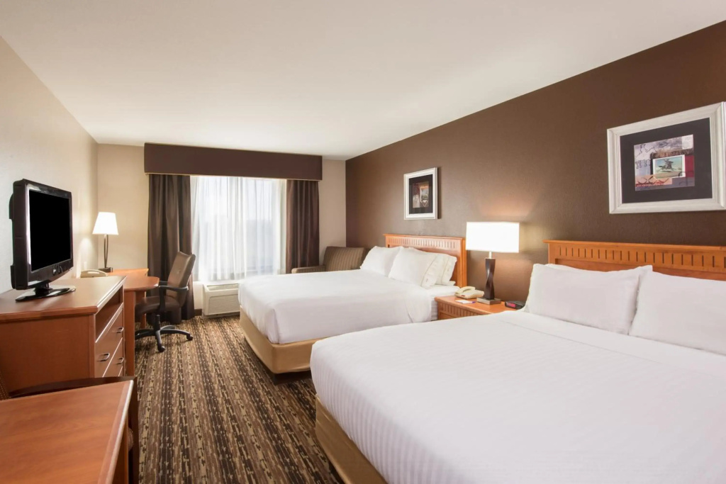 Holiday Inn Express & Suites Douglas by IHG