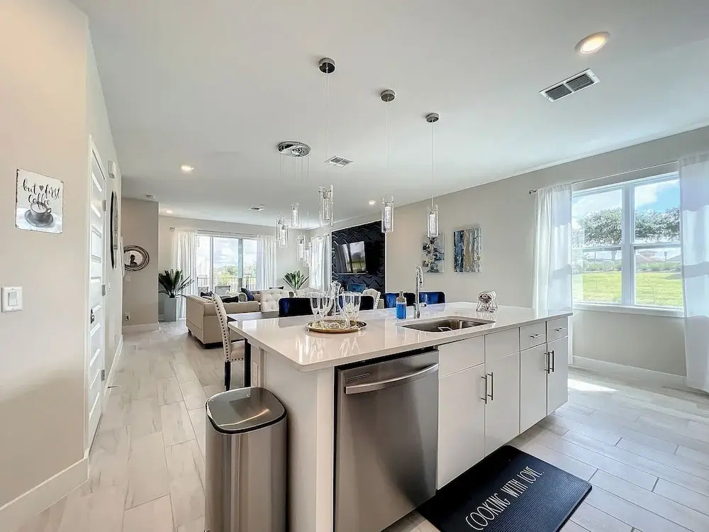 Reunion 3BR Villa Near Disney + Pool Access