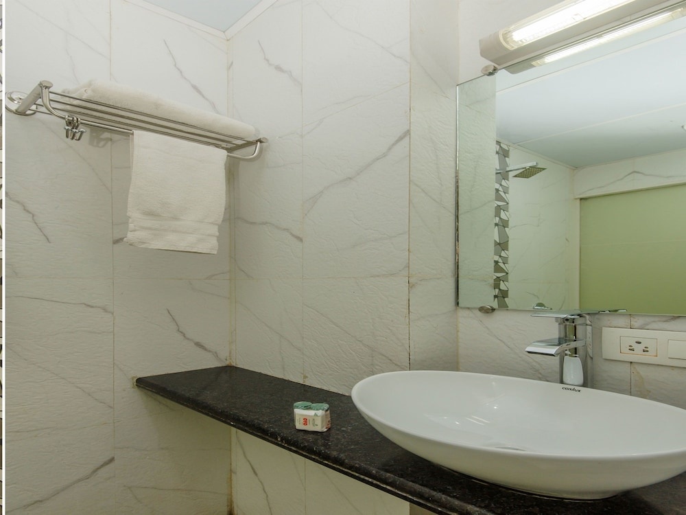 New Seven Hills By Glitz Hotels