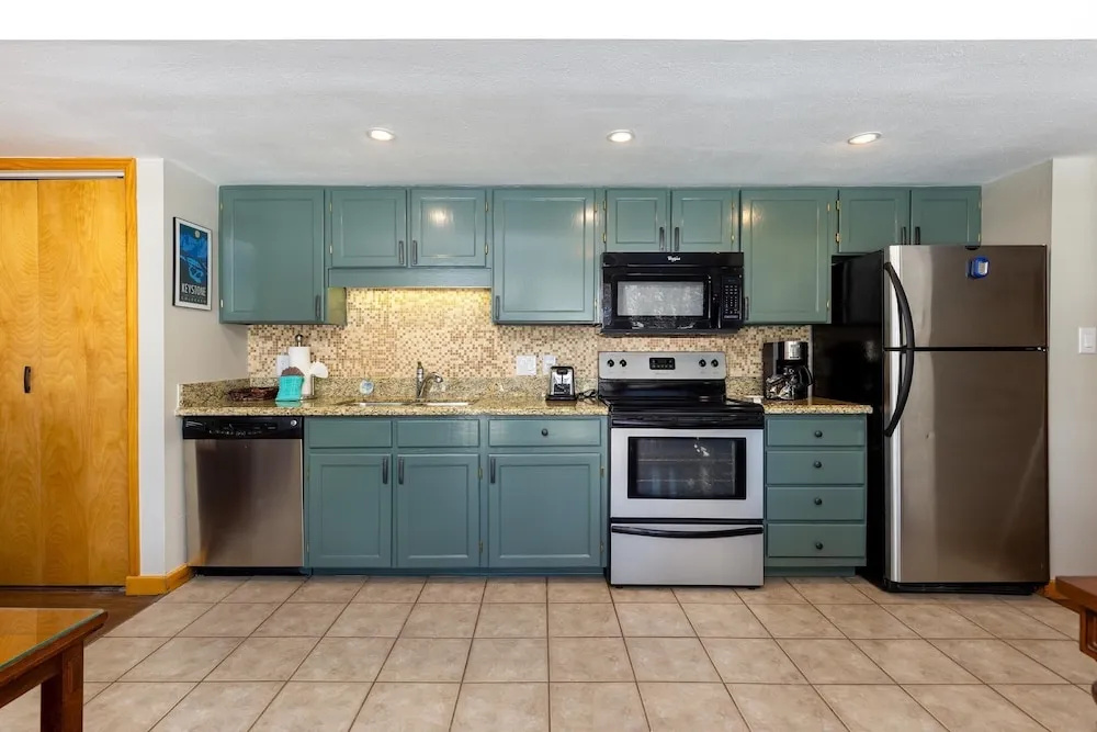 1076 Wild Irishman 2 Bedroom Condo by RedAwning