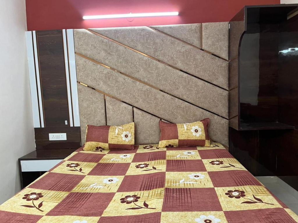 Hotel Jyoti Deluxe