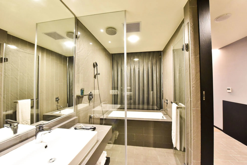 FX Hotel Tainan