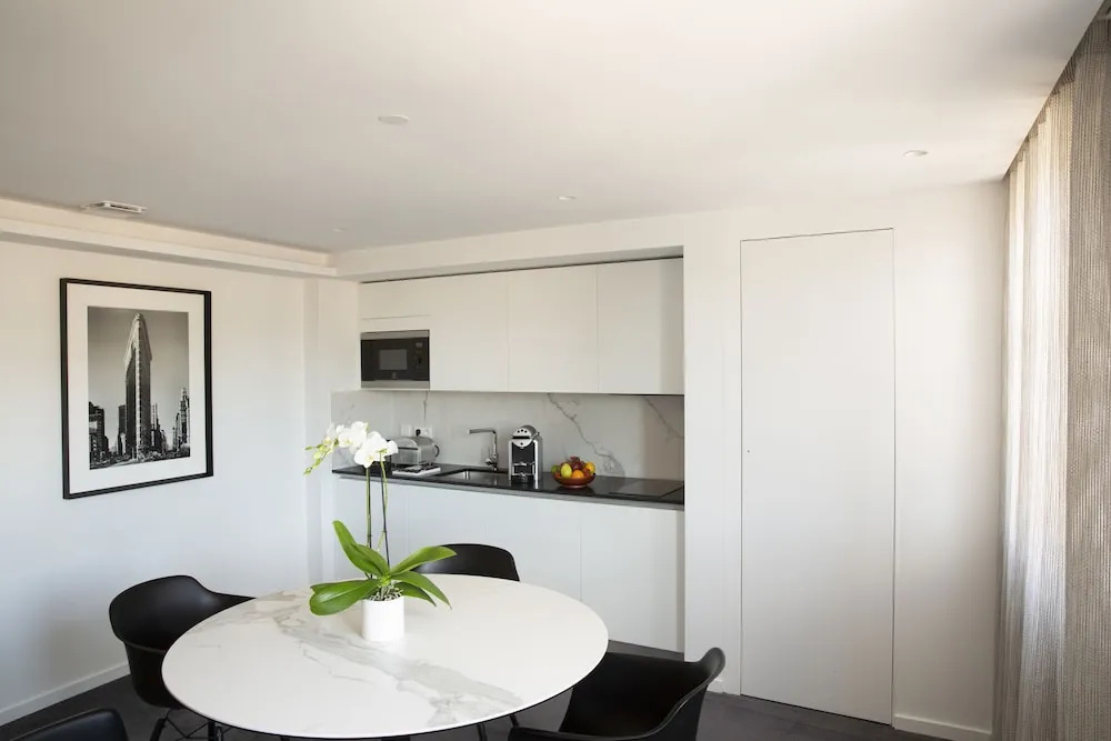 BORD EAU Guest House