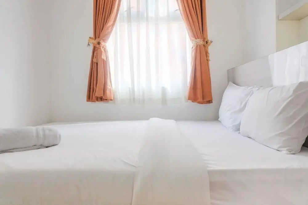 Warm and Cozy 2BR Green Pramuka Apartment near Mall