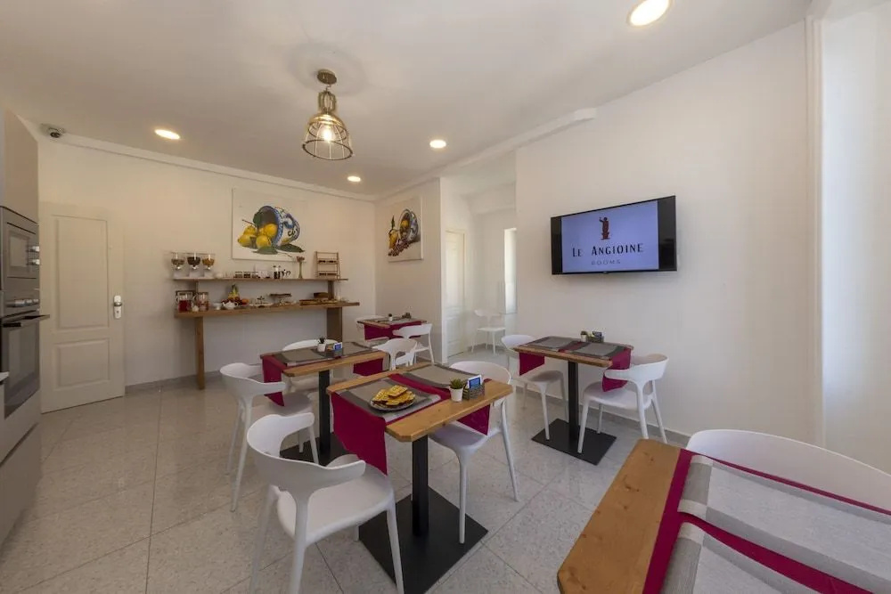 Le Angioine Rooms