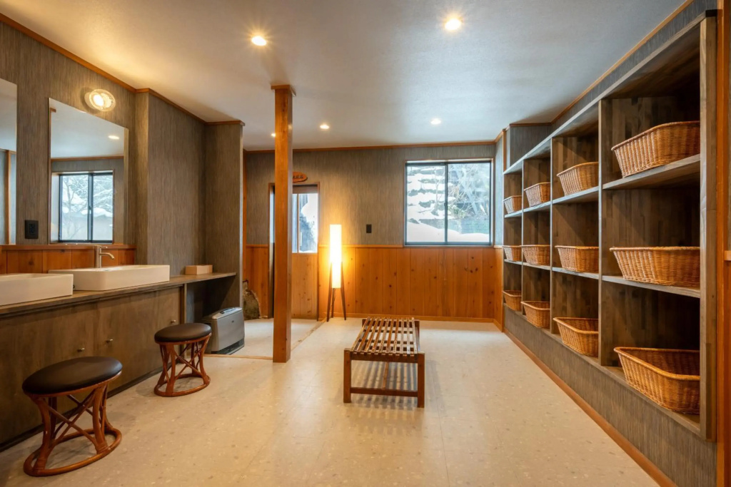 Shirabu Onsen Higashiya