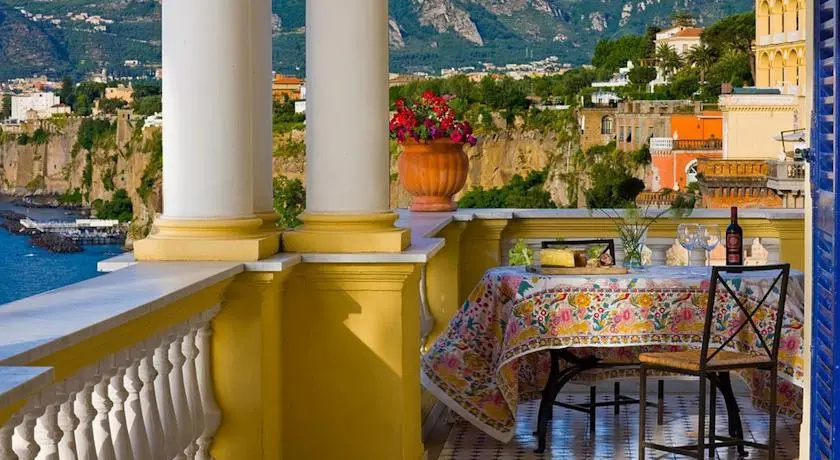 Villa La Terrazza Suites
