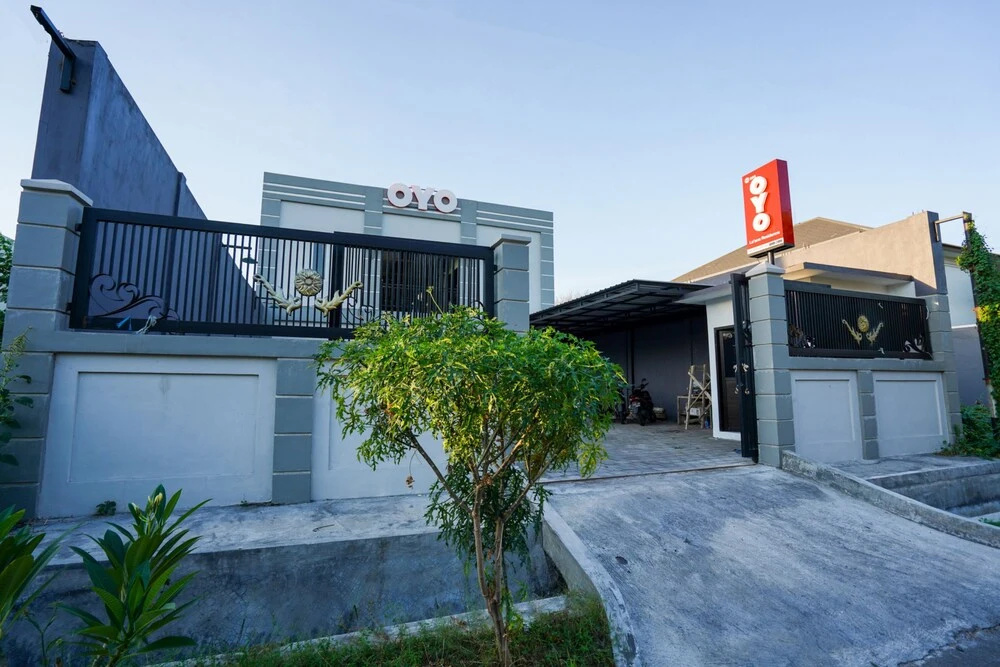 La'ana Residence by OYO Rooms