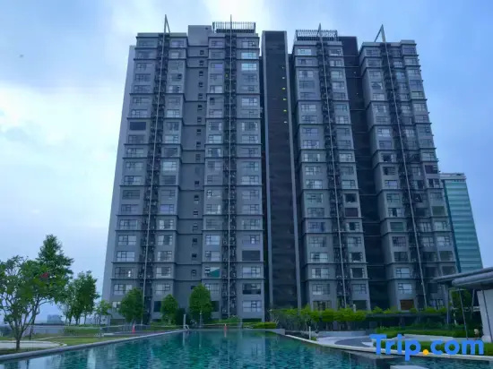 PremierHive - Smart Suites Cyberjaya