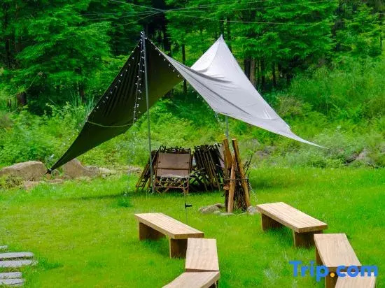 Huashuiwan Xiyuxi Hot Spring Homestay