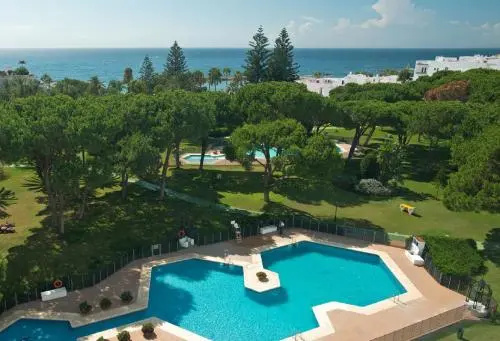 Beachside Luxury Apartment in Puerto Banus - Club Playas del Duque