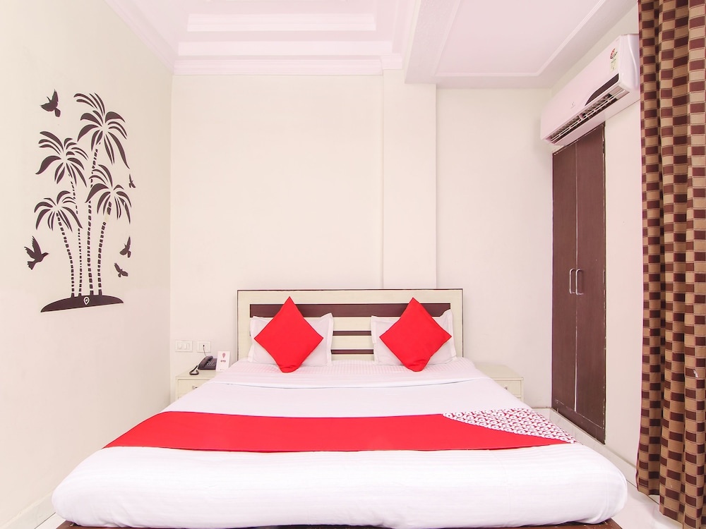 OYO 14345 Hotel Panchsheel