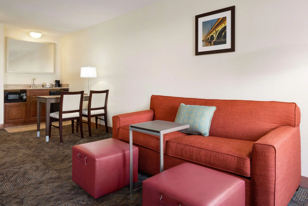 Hampton Inn & Suites Detroit Sterling Heights