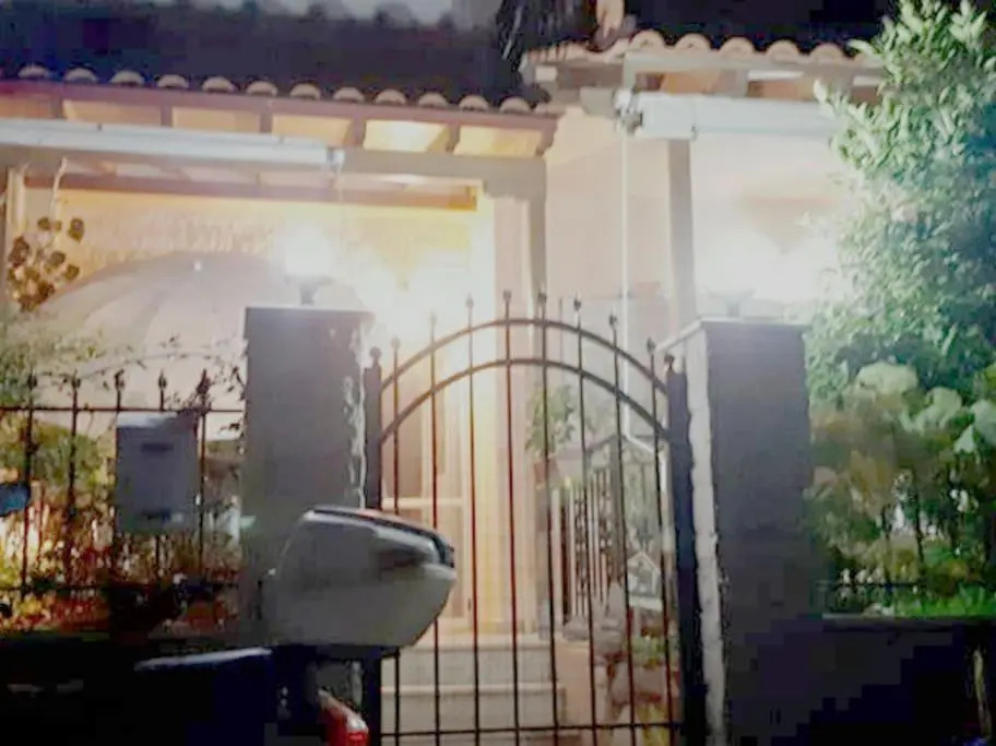 Vicky's house