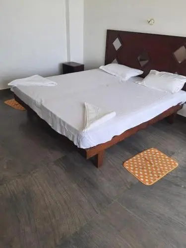Johny's Beach Hotel