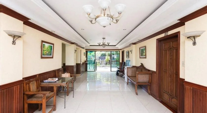 MC Mountain Home Apartelle