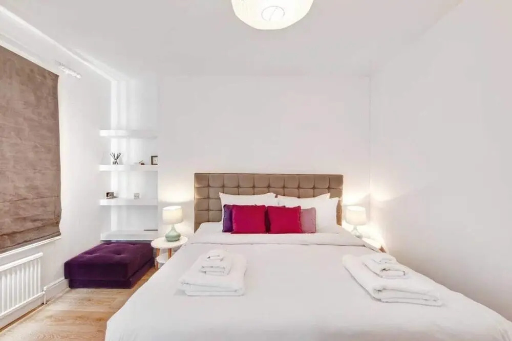 Elegant 2 Bed Apt in Kensington Olympia